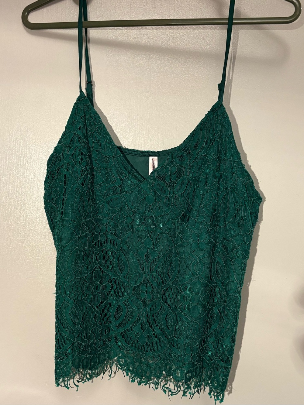 π₯ 3/$10 Elegant Emerald Lace Camisole Top - Elegant Women's Tank